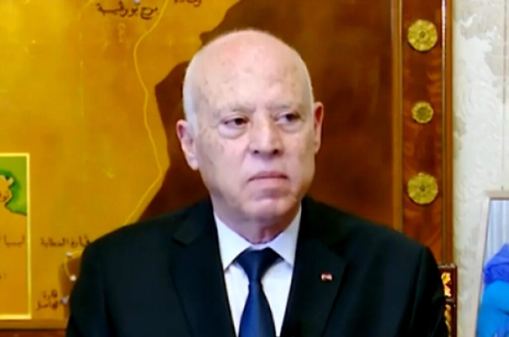بعد قرارات 25 جويلية والأمر الرئاسي عدد 117: الرئيس قيس سعيد يكشف عن صواريخ قانونية جديدة..